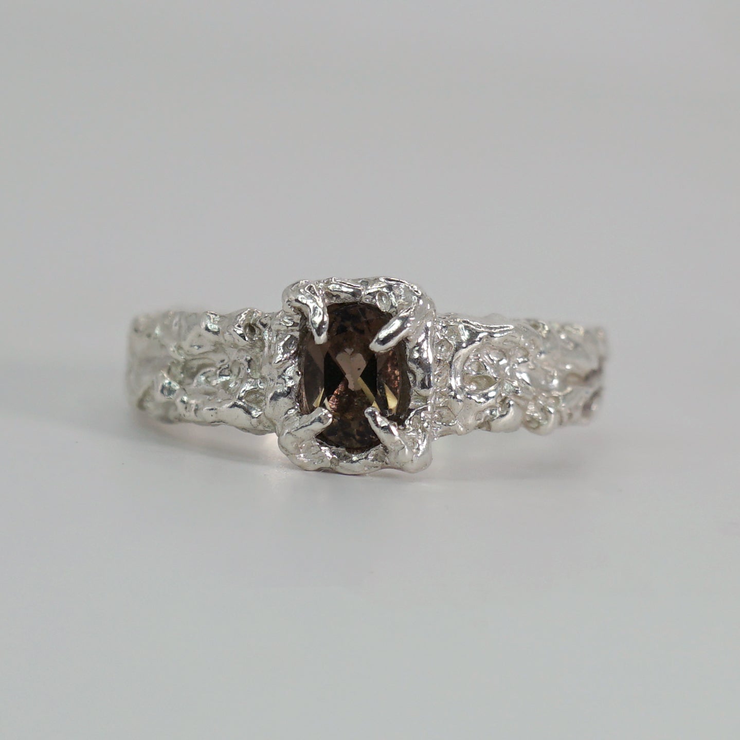 AZURIELLE QUARTZ RING