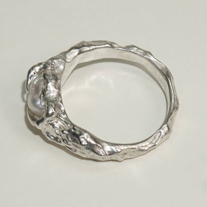 PEARL RING