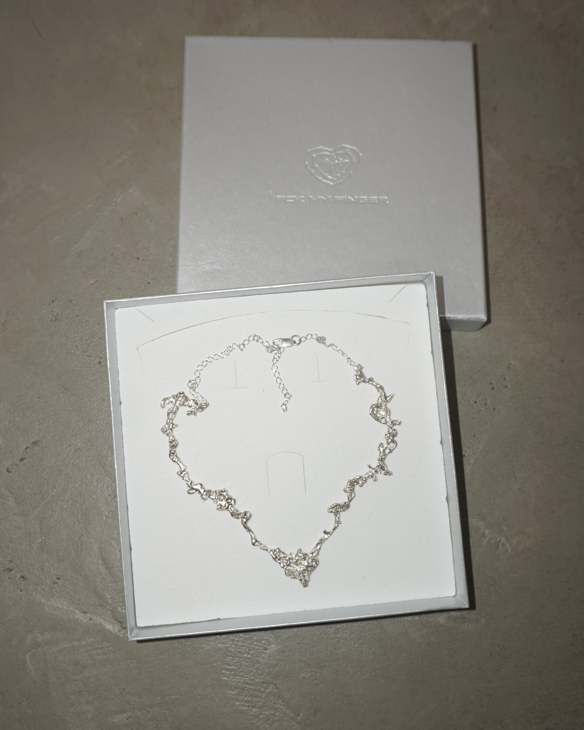 LUNA NECKLACE