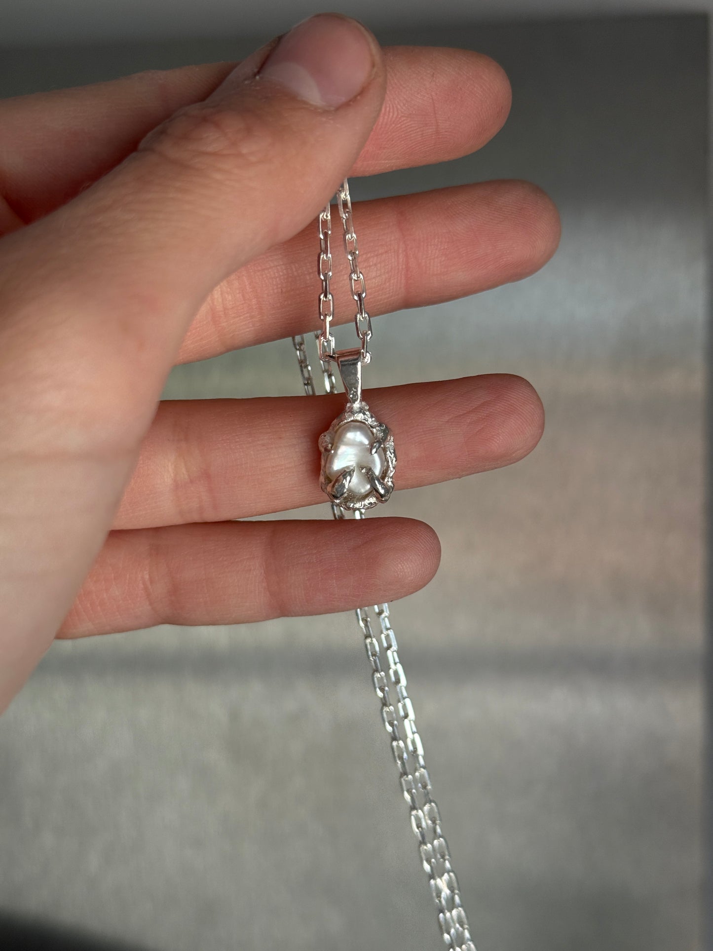 PEARL PENDANT