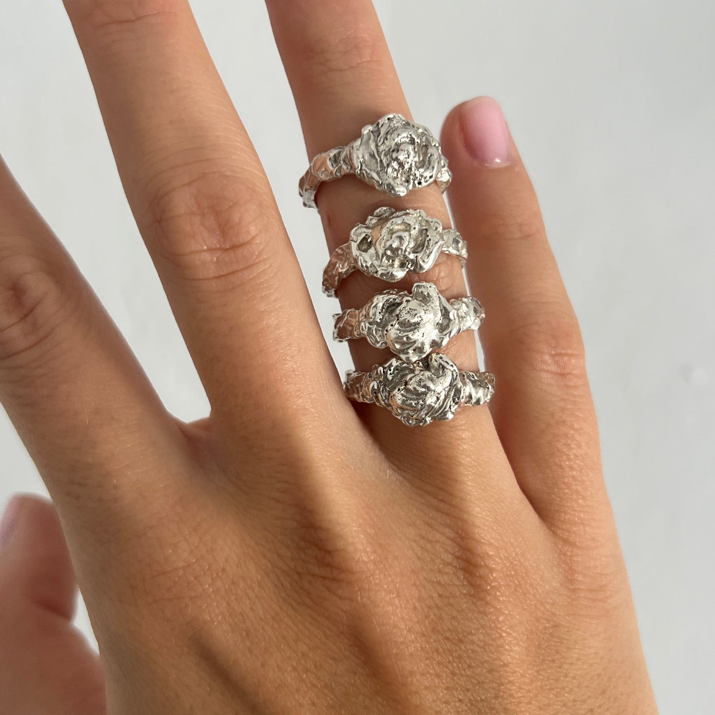 ROSE 02 RING