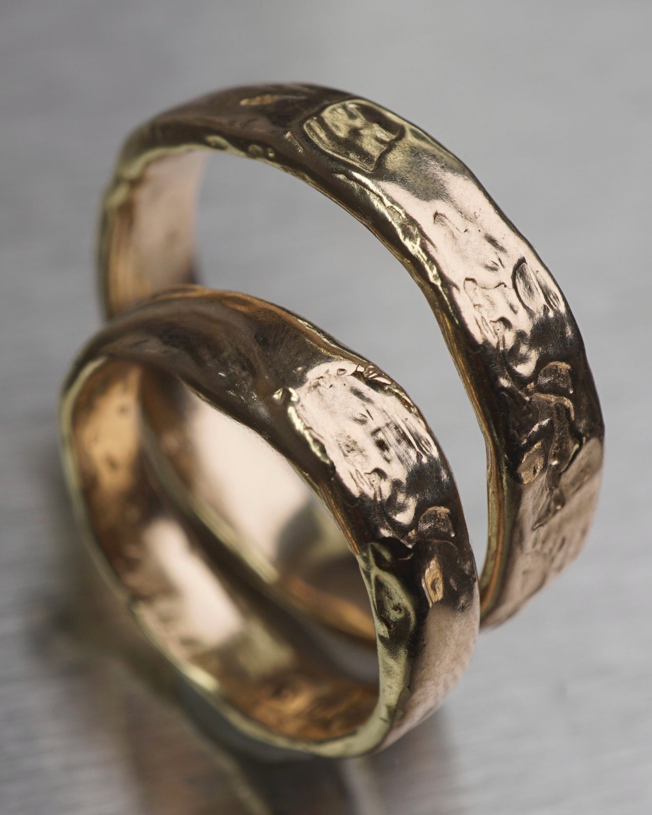 GOLD BAND 02