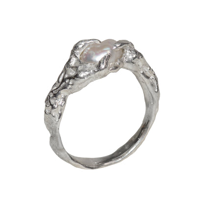 PEARL RING