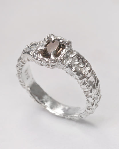 AZURIELLE QUARTZ RING